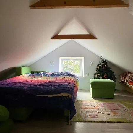 Liiva Kuelalistemaja *