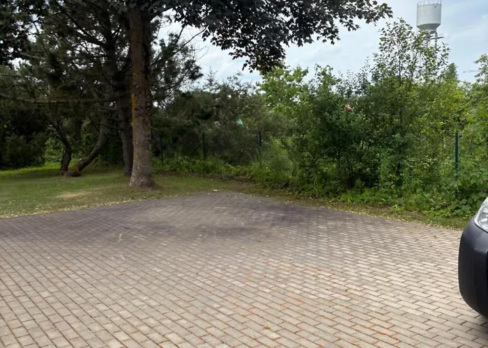 Liiva Kuelalistemaja *